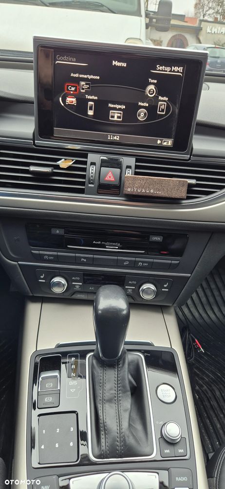 Audi A6 Allroad - 12