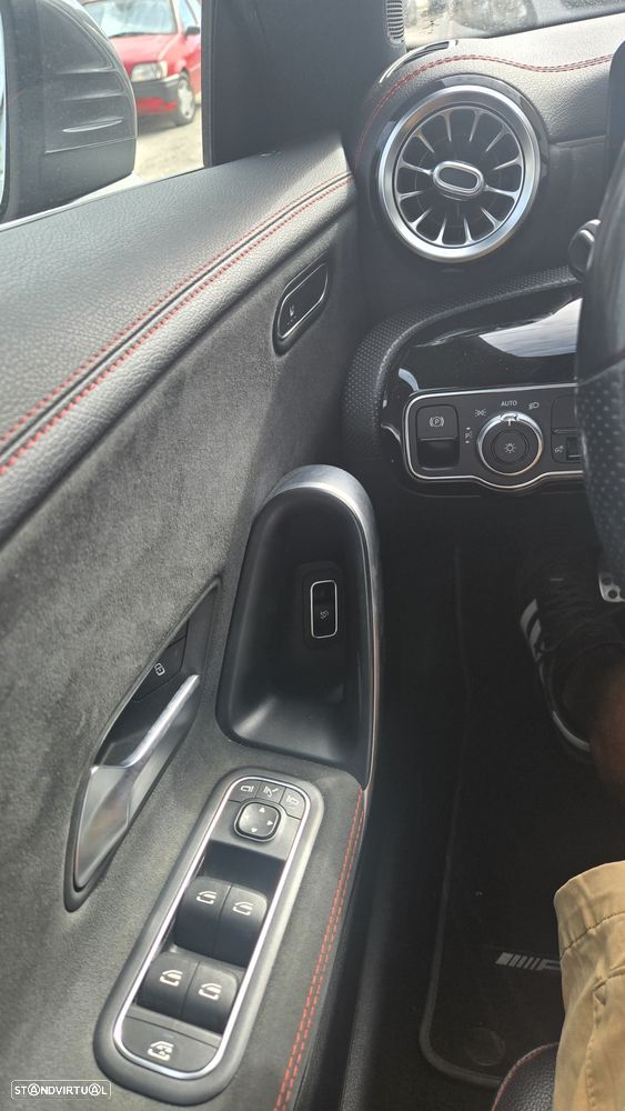 Mercedes-Benz A 200 ver-d-8g--dct-lim-special-edition - 8