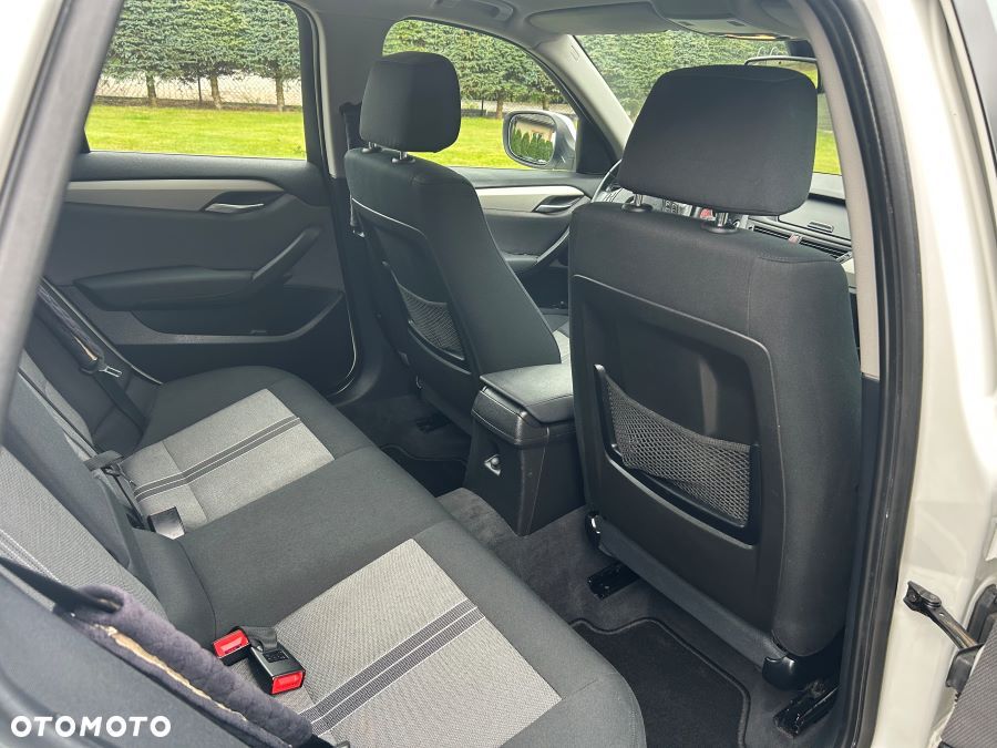BMW X1 xDrive20d - 17