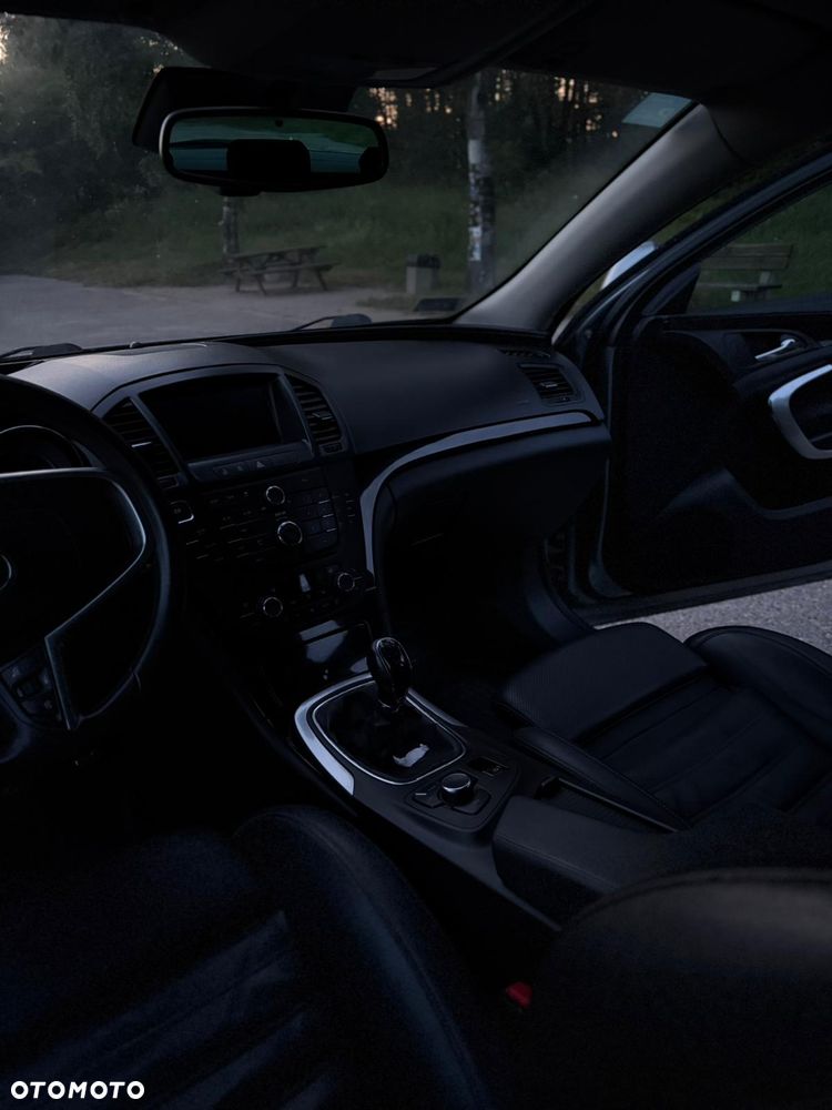 Opel Insignia - 13