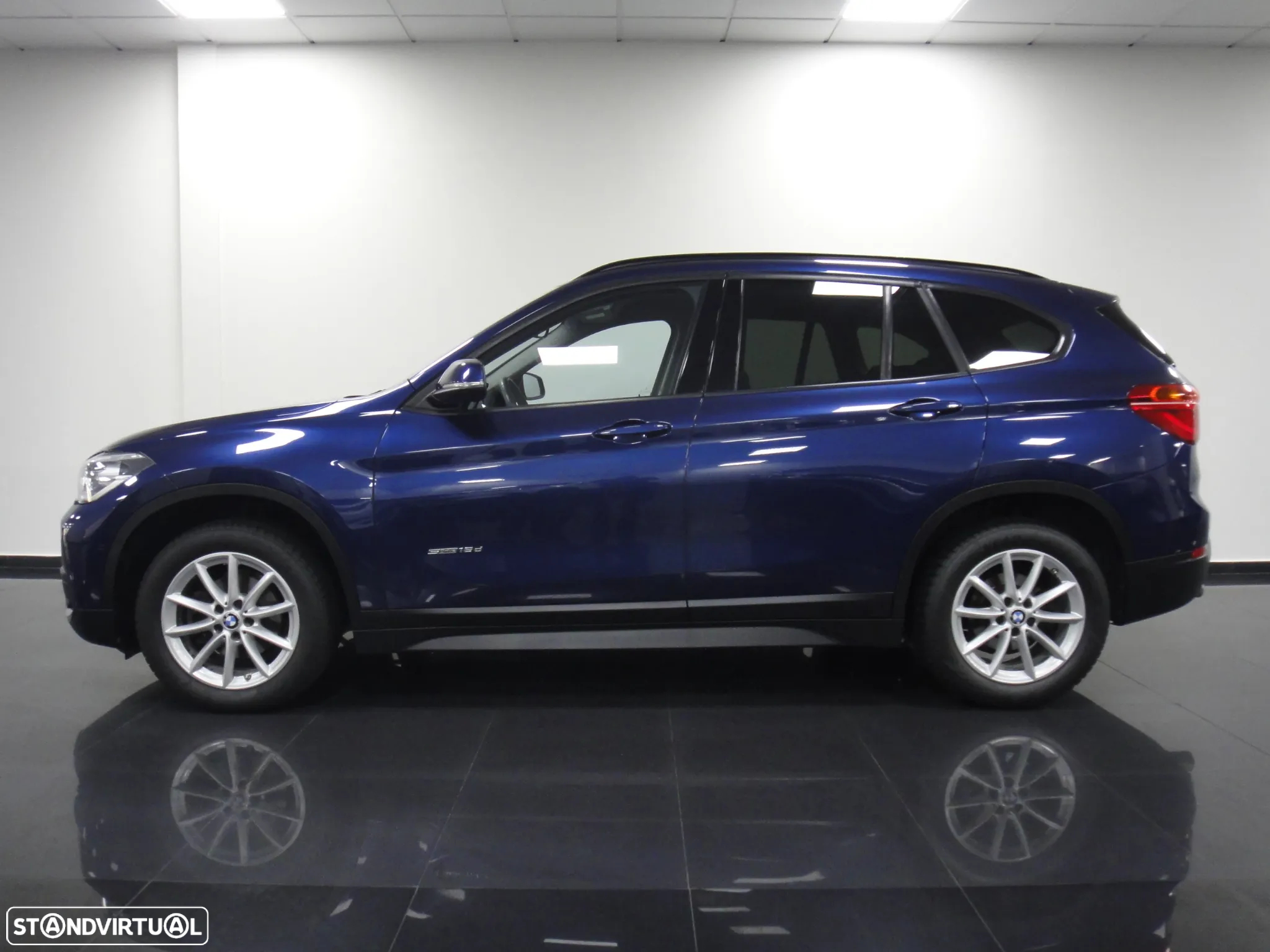 BMW X1 16 d sDrive - 8