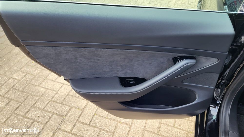Tesla Model 3 Standard Range Plus RWD - 12