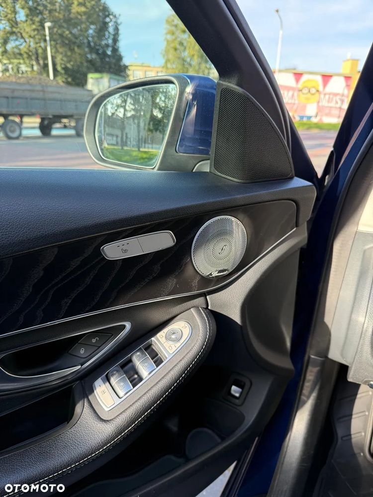 Mercedes-Benz Klasa C 300 d 4MATIC 9G-TRONIC - 4