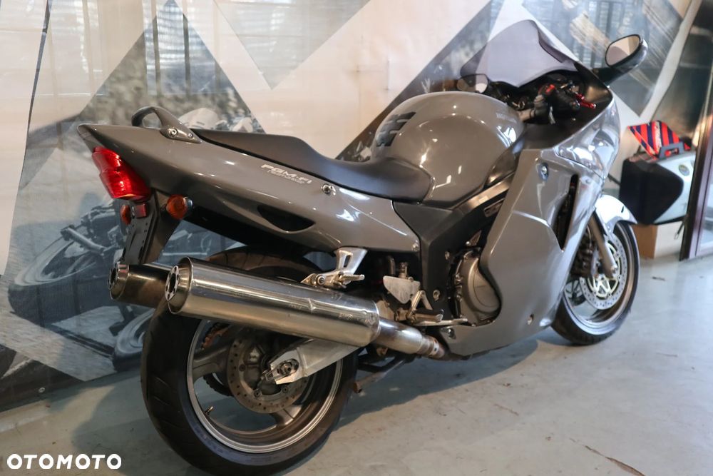 Honda CBR - 21