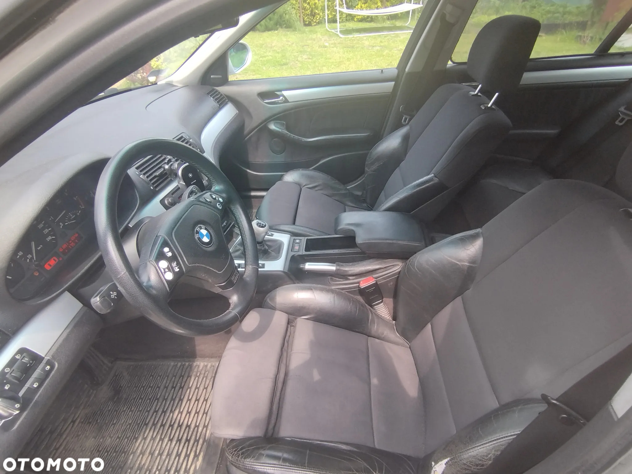 BMW Seria 3 328i - 7