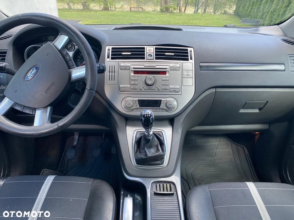 Ford Kuga 2.0 TDCi Titanium - 8