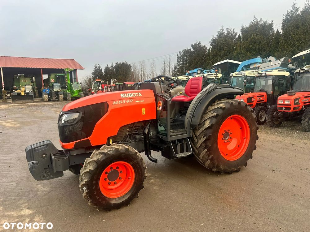 Kubota M 8540 Narrow - 2