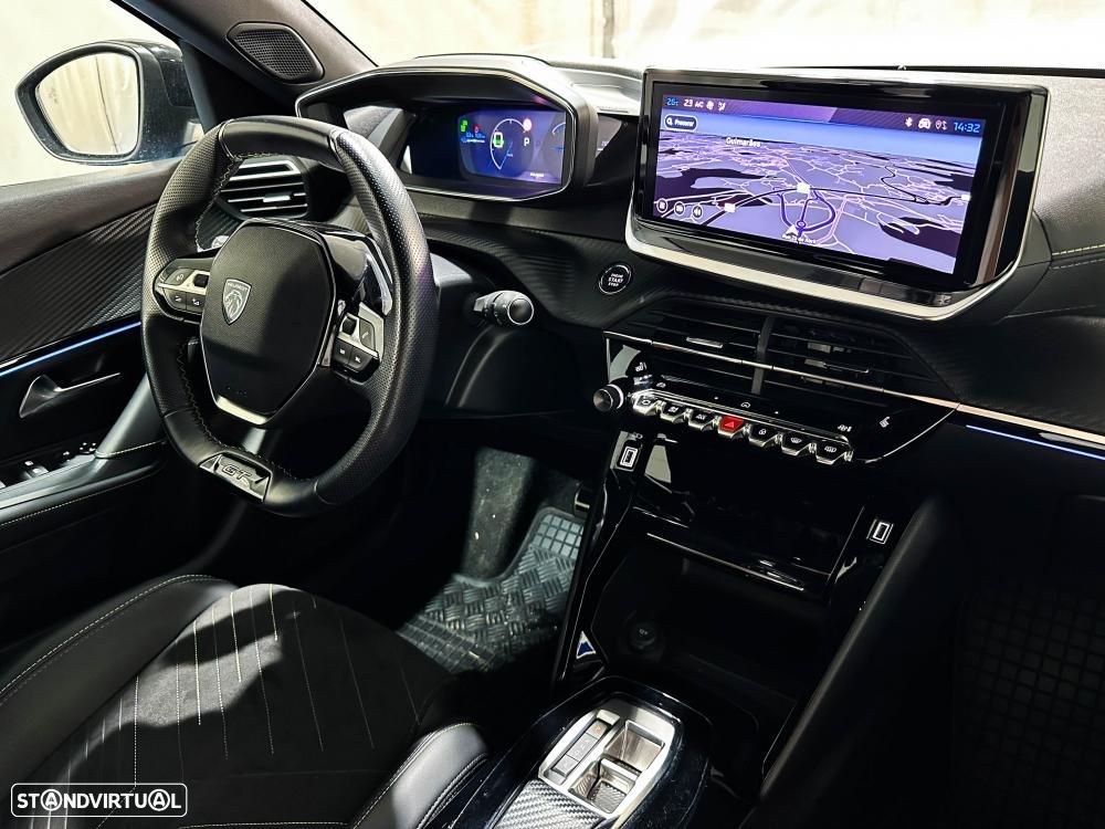 Peugeot e-2008 54 kWh GT - 33
