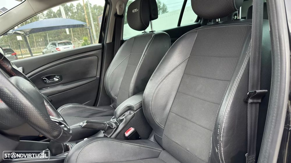 Renault Mégane Sport Tourer 1.5 dCi GT Line SS - 38