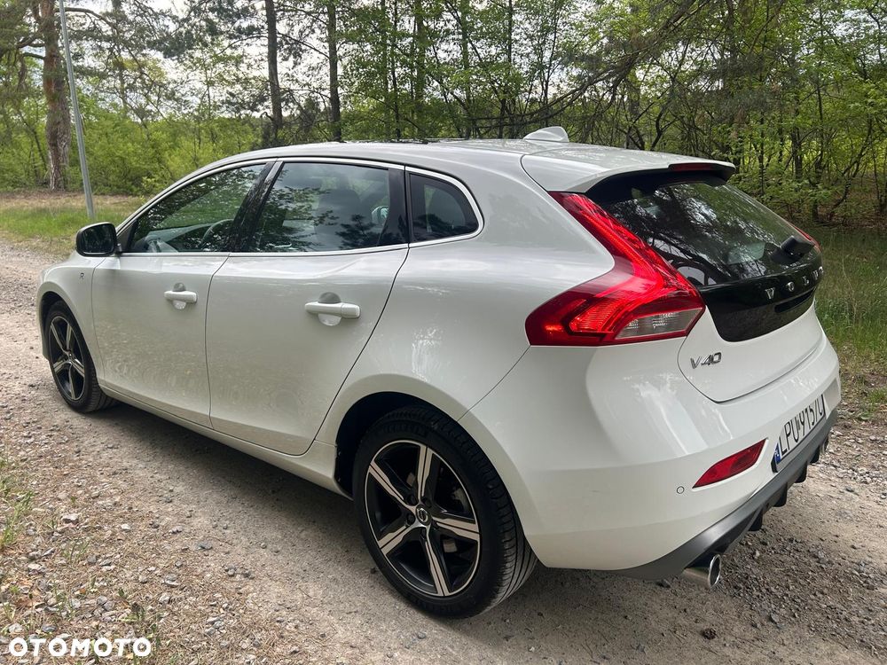 Volvo V40 D2 RDesign - 22