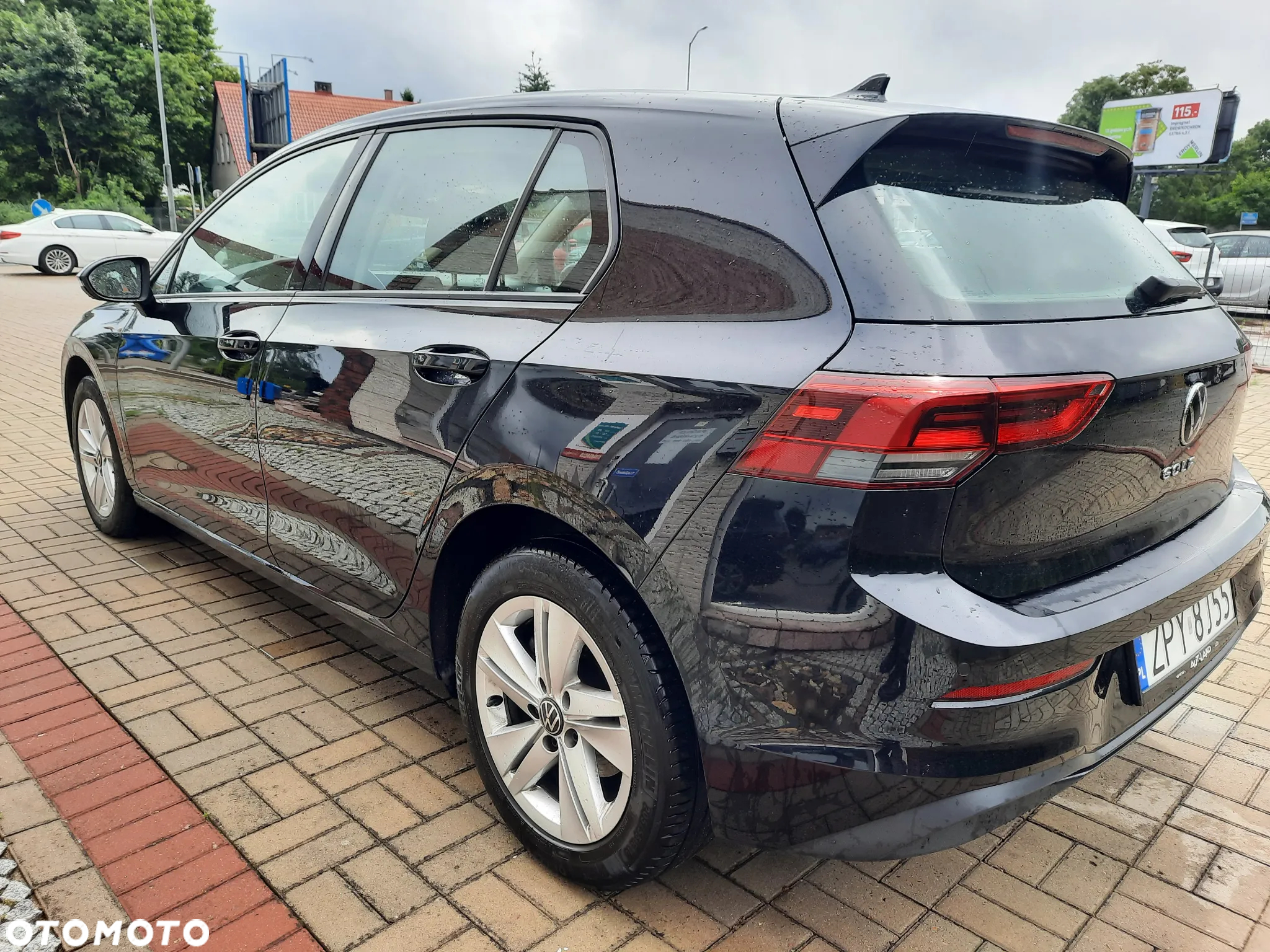 Volkswagen Golf VIII 2.0 TDI Life - 3
