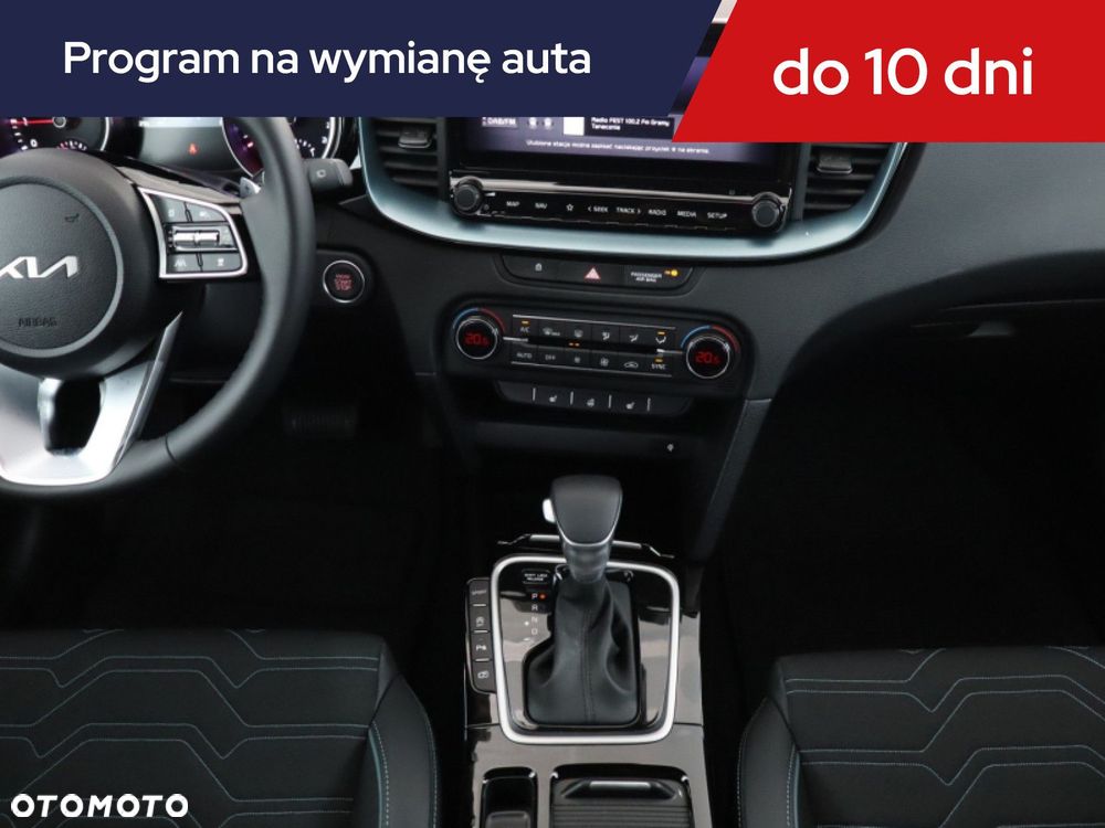 Kia XCeed - 14