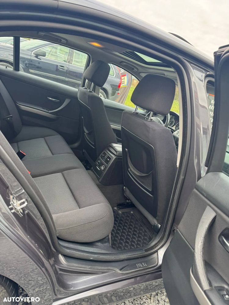 BMW Seria 3 320d DPF Touring Blue Performance Edition Fleet Sport - 7