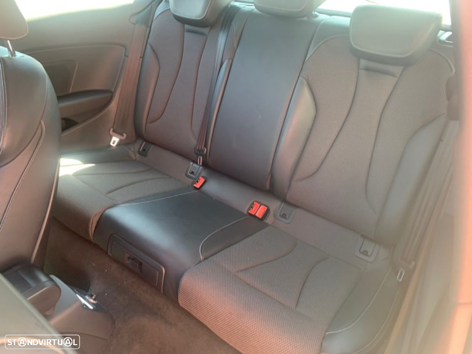 Audi A3 1.6 TDI S-line - 11