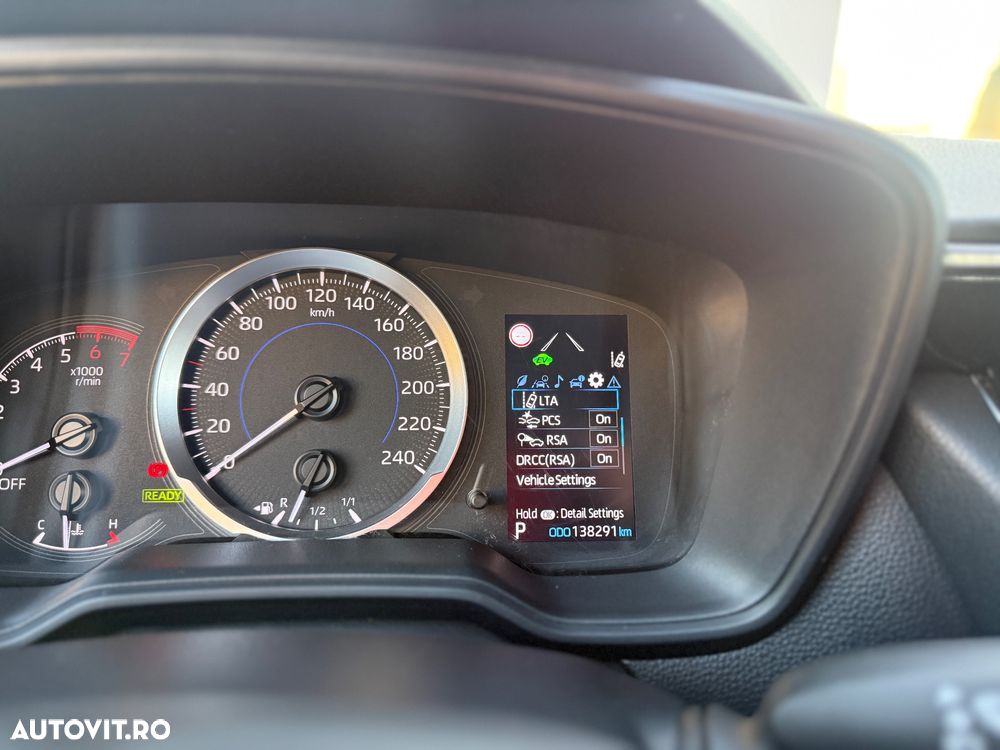Toyota Corolla 1.8 HSD Dynamic - 17
