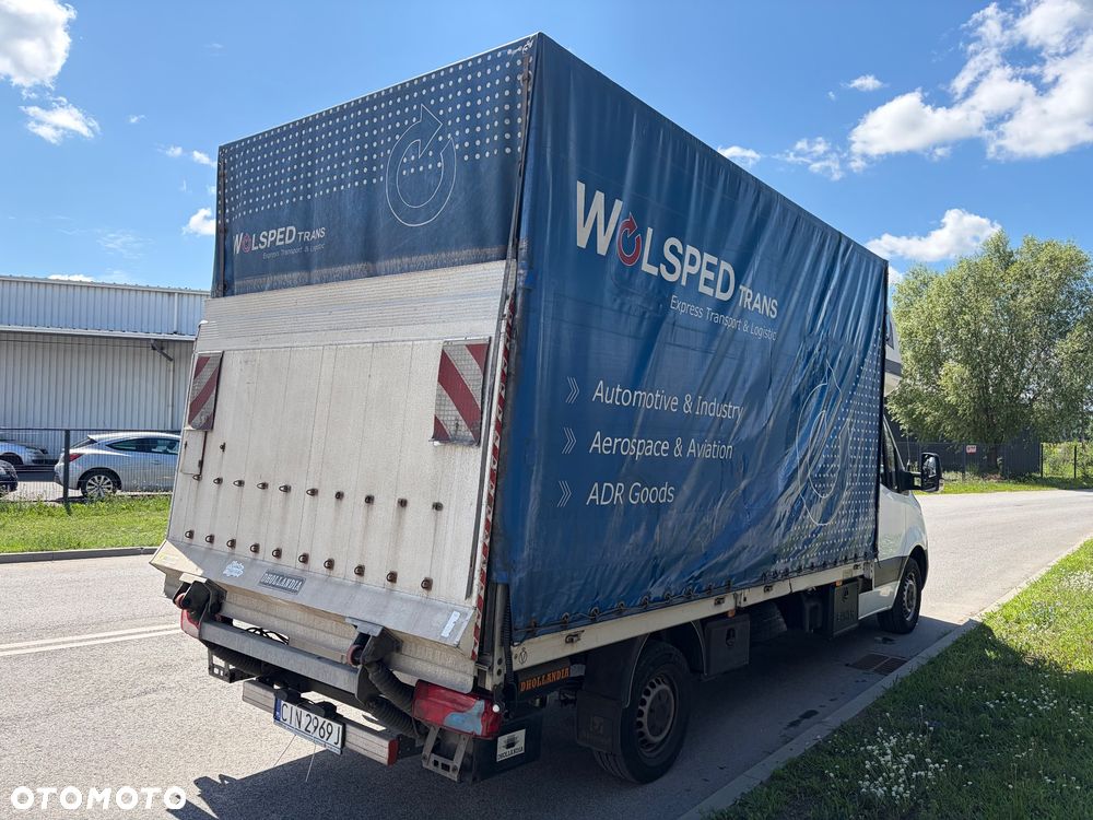 Mercedes-Benz Sprinter 907.235 - 17