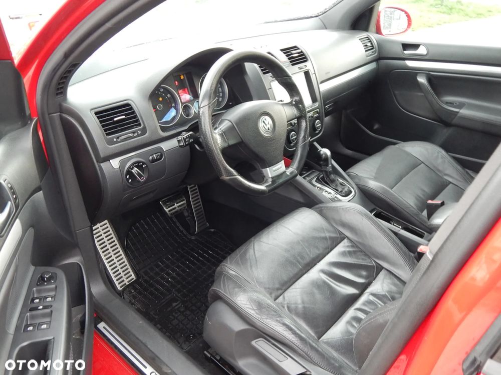 Volkswagen Golf 2.0 GTI DSG - 11