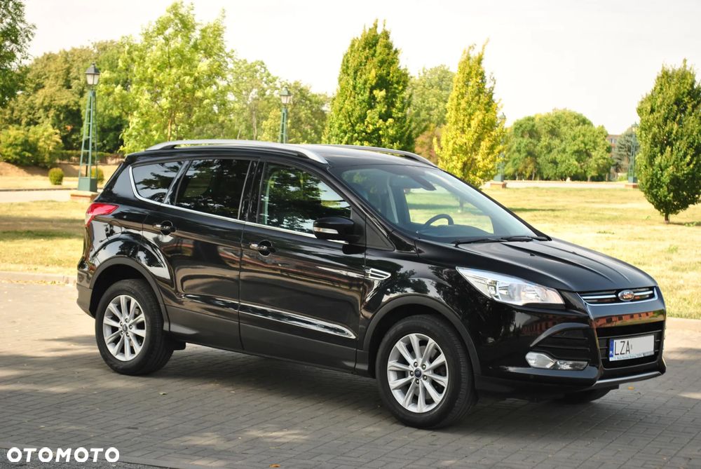 Ford Kuga 2.0 TDCi 2x4 Titanium - 2