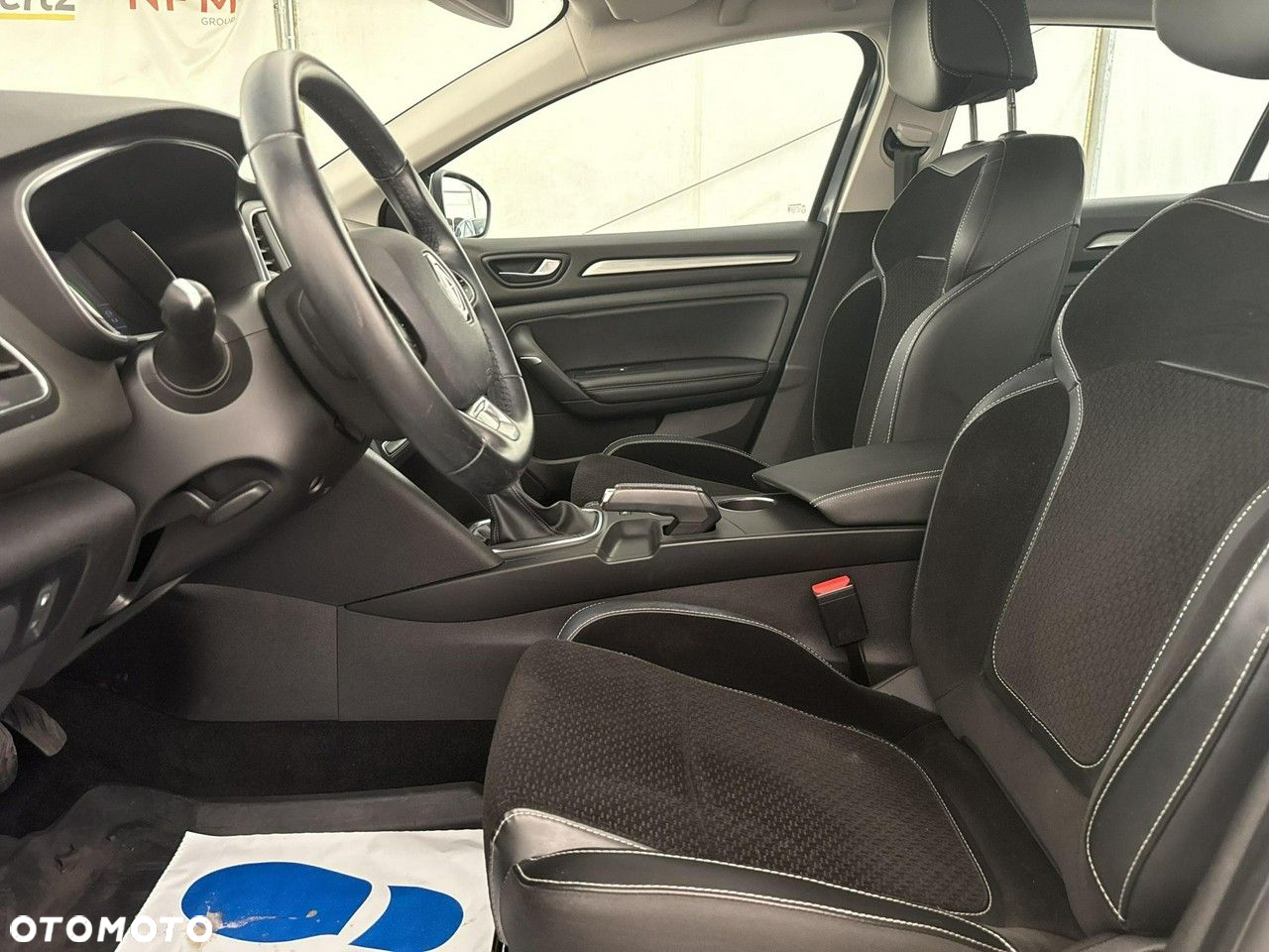 Renault Megane 1.5 Blue dCi Intens - 12