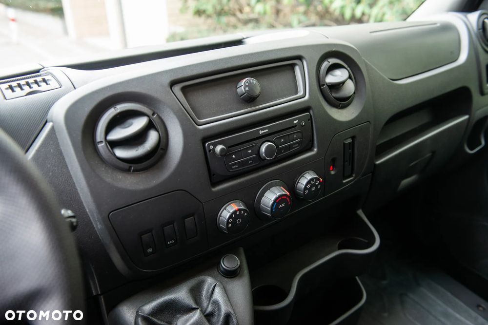 Renault Master ENERGY L2H2 VA 9-Sitzer - 15
