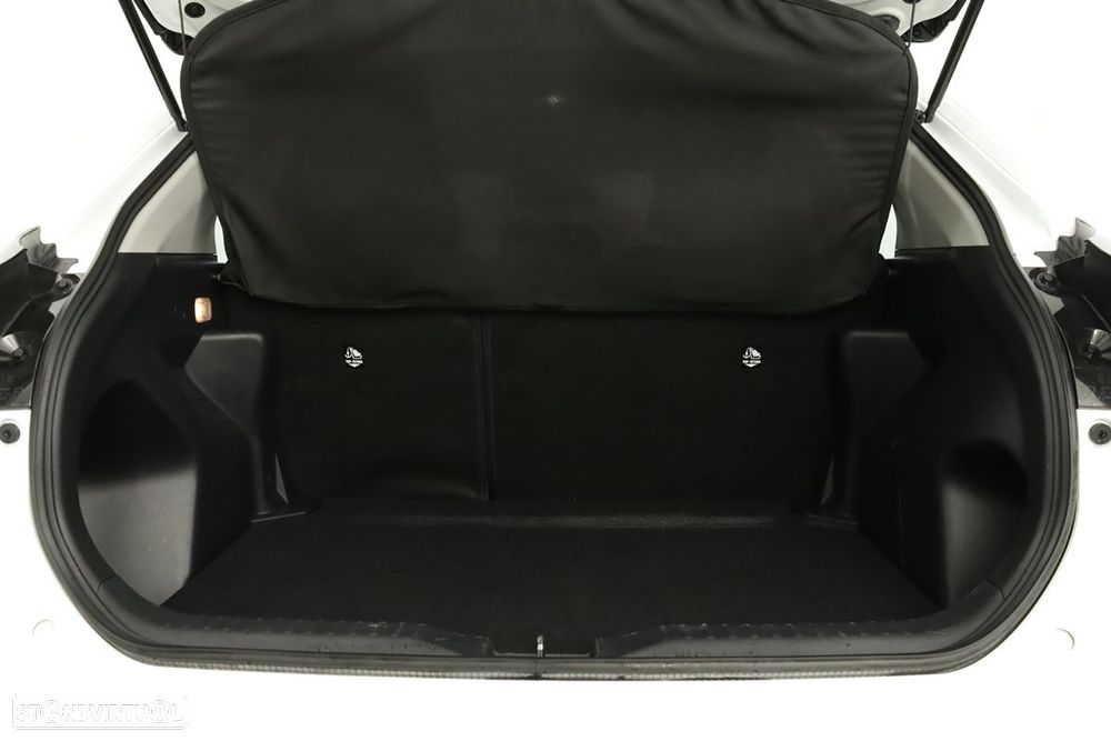 Toyota Yaris Cross 1.5 HDF Comfort - 22