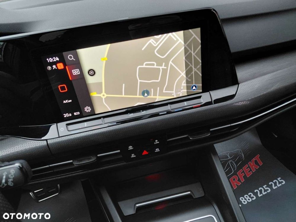 Volkswagen Golf - 22