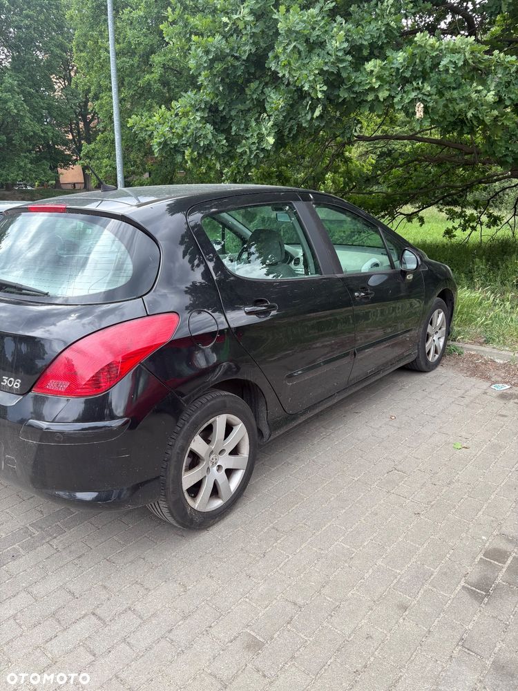 Peugeot 308 120 VTi Style - 4