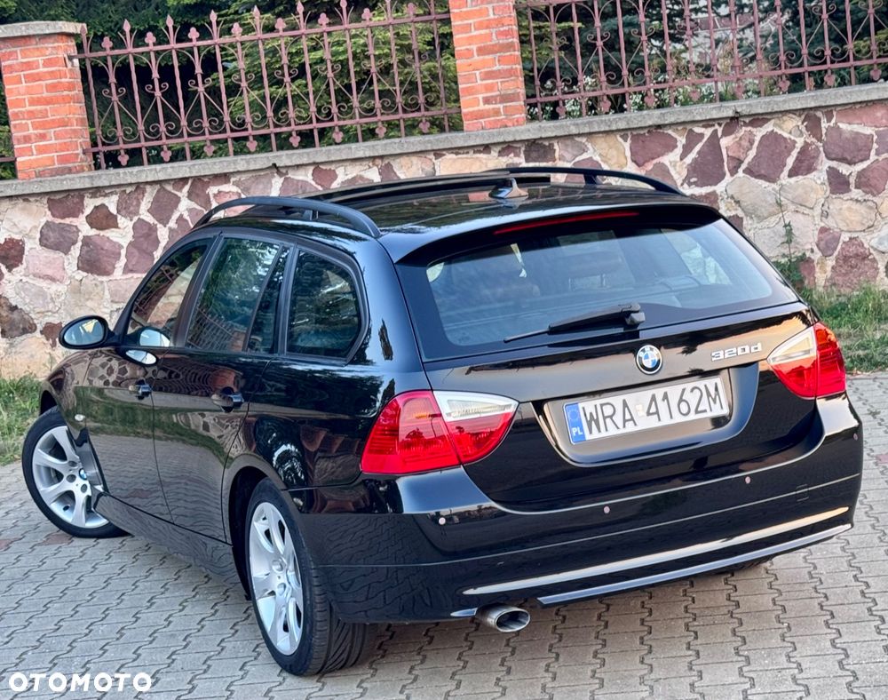 BMW Seria 3 320d Efficient Dynamics - 11