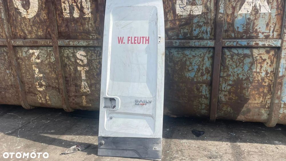 DRZWI TYLNE PRAWE IVECO DAILY 98-06 - 4