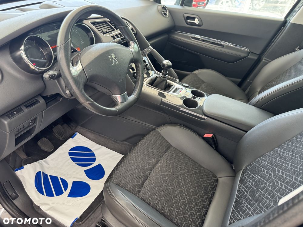 Peugeot 3008 1.6 HDi Style - 13