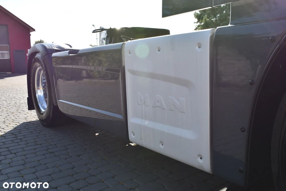 MAN TGX 18.510 // FULL LED  // 6X NOWE OPONY // NAVI // RETARDER // ALUFELFI ALCOA // ZABUDOWY MIĘDZYOSIOWE // SUBOFER // KLIMA POSTOJOWA // XENON // MAXX // - 26