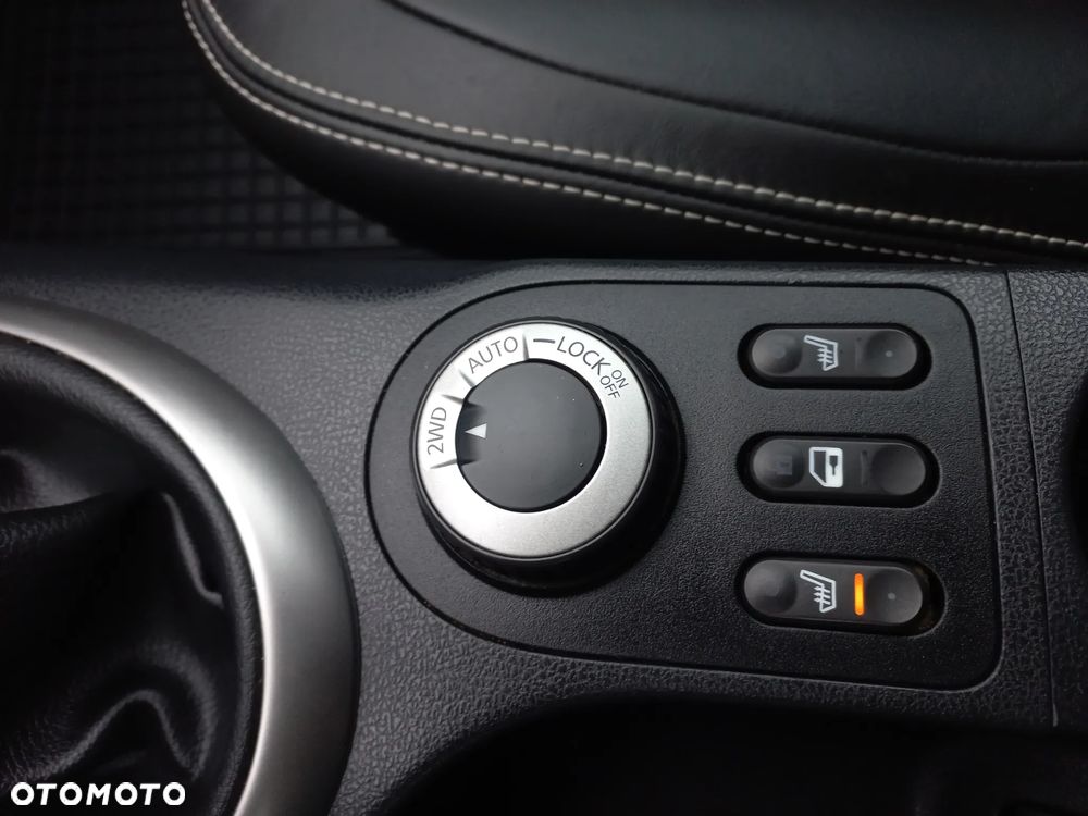 Nissan Qashqai 2.0 dCi 4x4 Tekna - 20