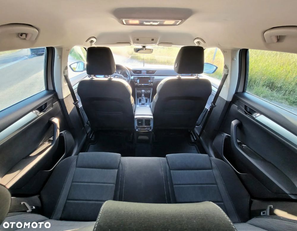 Skoda Superb 2.0 TSI Ambition DSG - 21