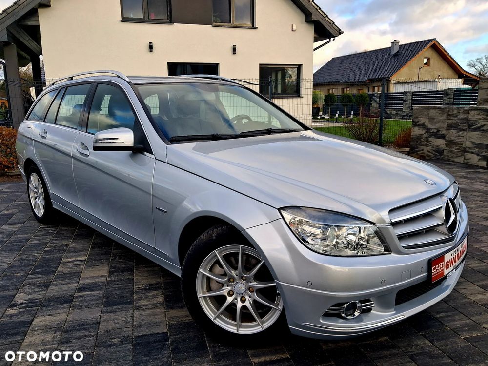 Mercedes-Benz Klasa C 180 CGI Automatik BlueEFFICIENCY Elegance - 10