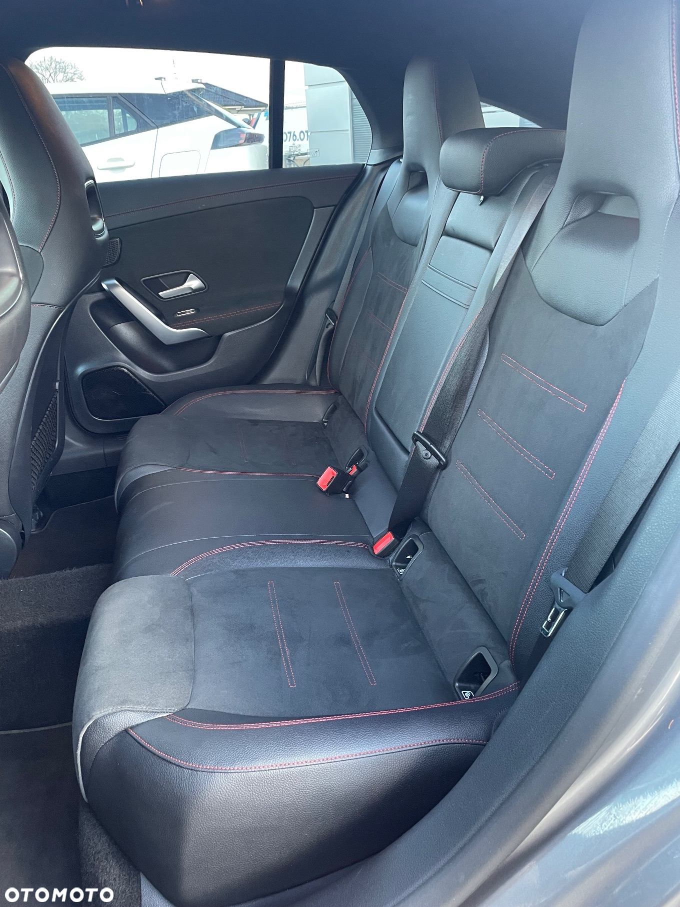 Mercedes-Benz CLA 220 d AMG Line 8G-DCT - 30
