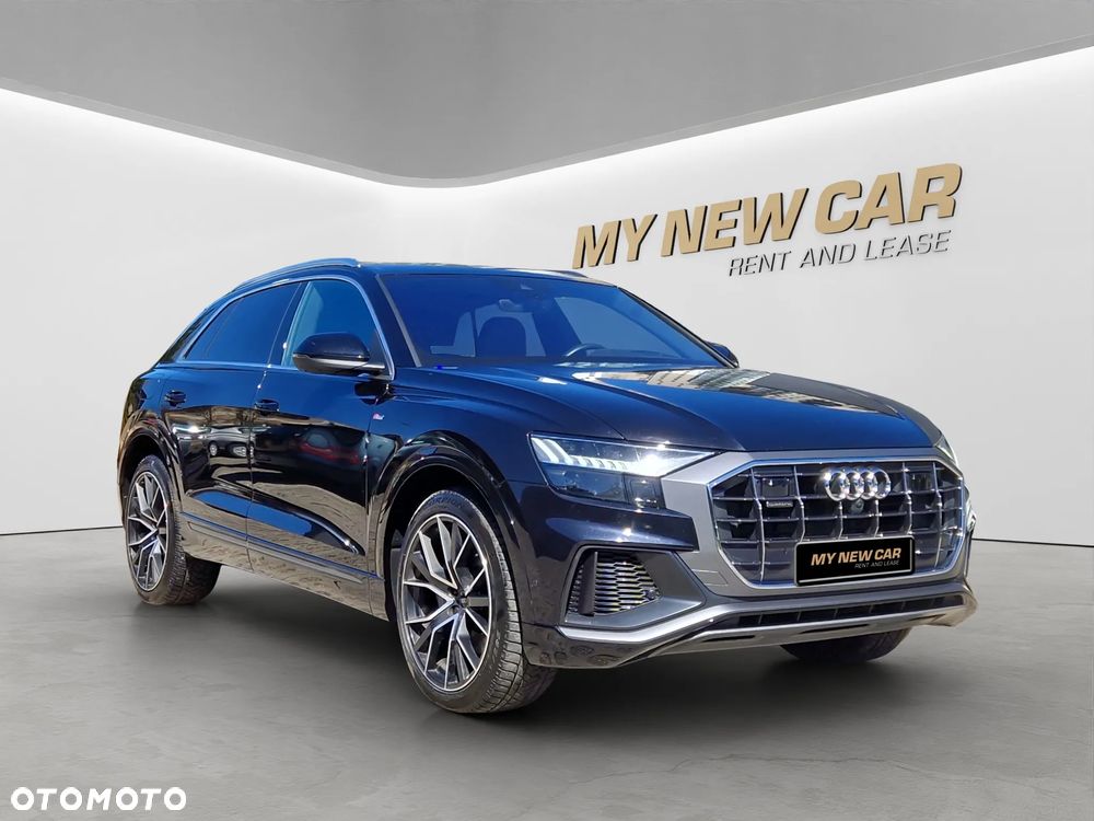 Audi Q8 - 11
