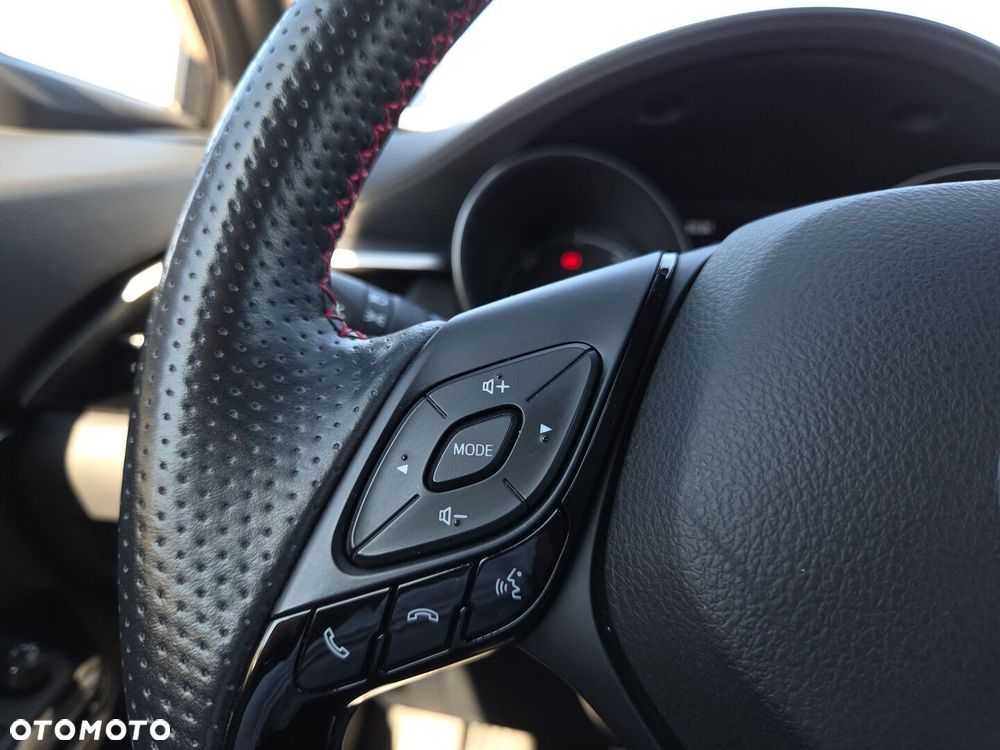 Toyota C-HR 1.8 Hybrid GPF GR Sport - 23