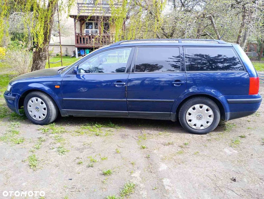 Volkswagen Passat - 5