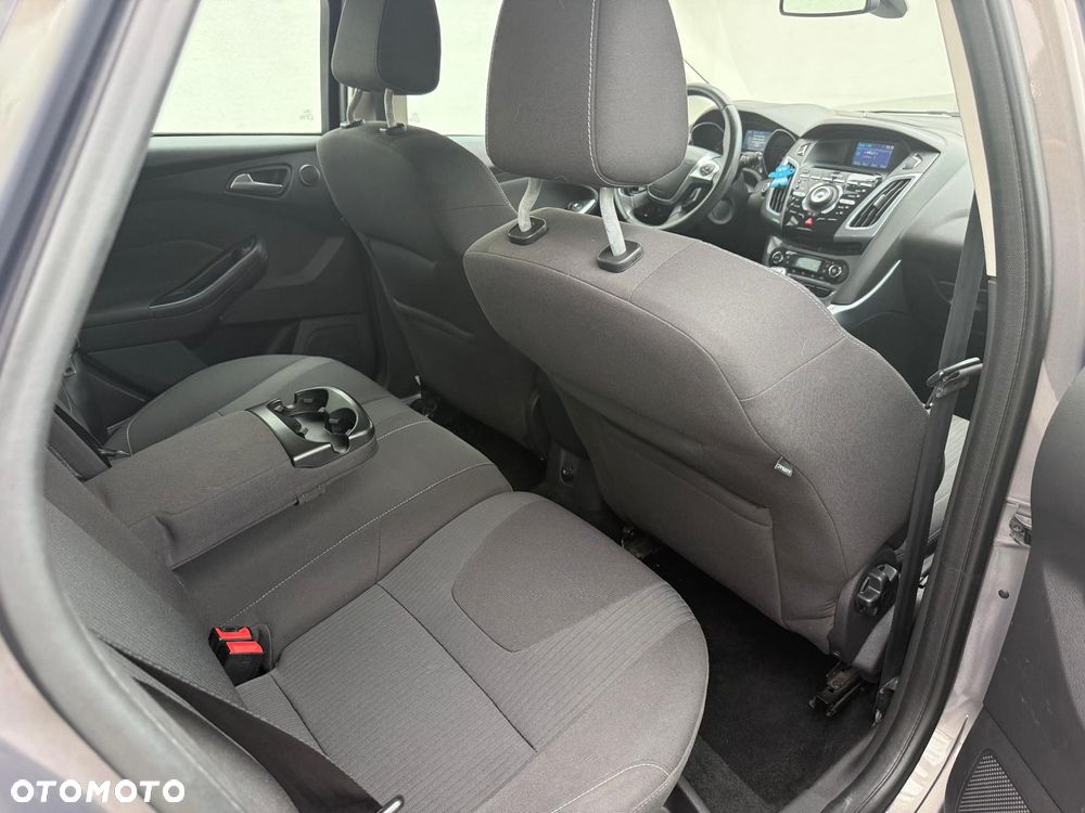 Ford Focus 1.6 EcoBoost Edition Start - 14