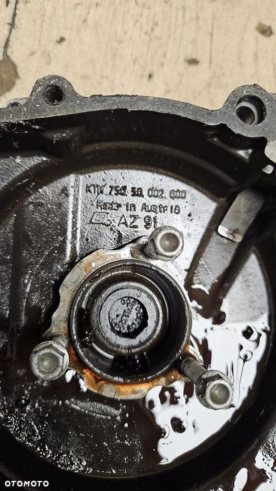 Pokrywa dekiel silnika KTM 690 Duke Enduro LC4  750.30.002.000 - 9