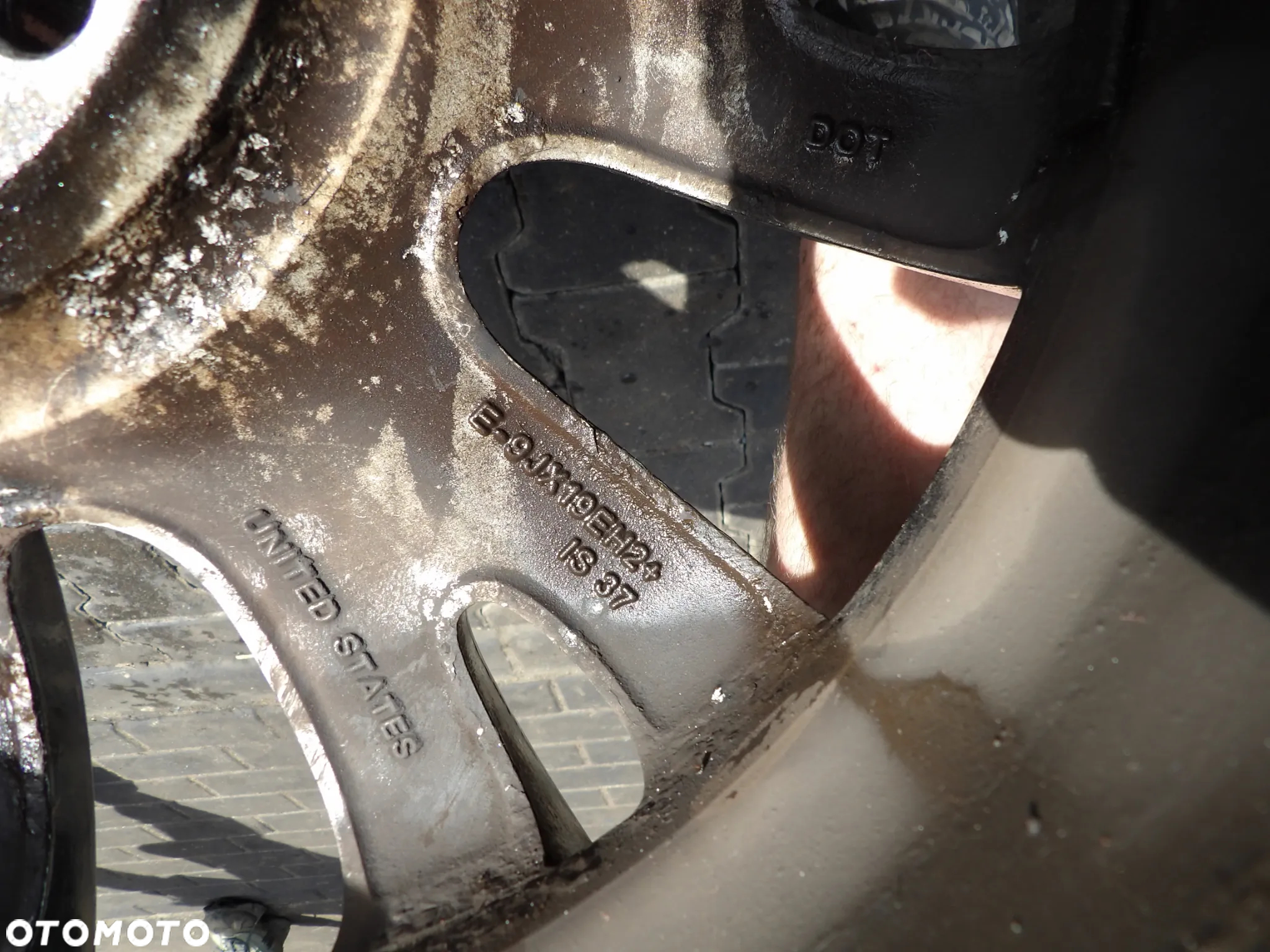 BMW - E70,X5 - FELGI ALUMINIOWE - DWA ROZMIARY - SZCZEGÓŁY W OPISIE - CENA ZA KOMPLET - 8037348  8037347 - 8