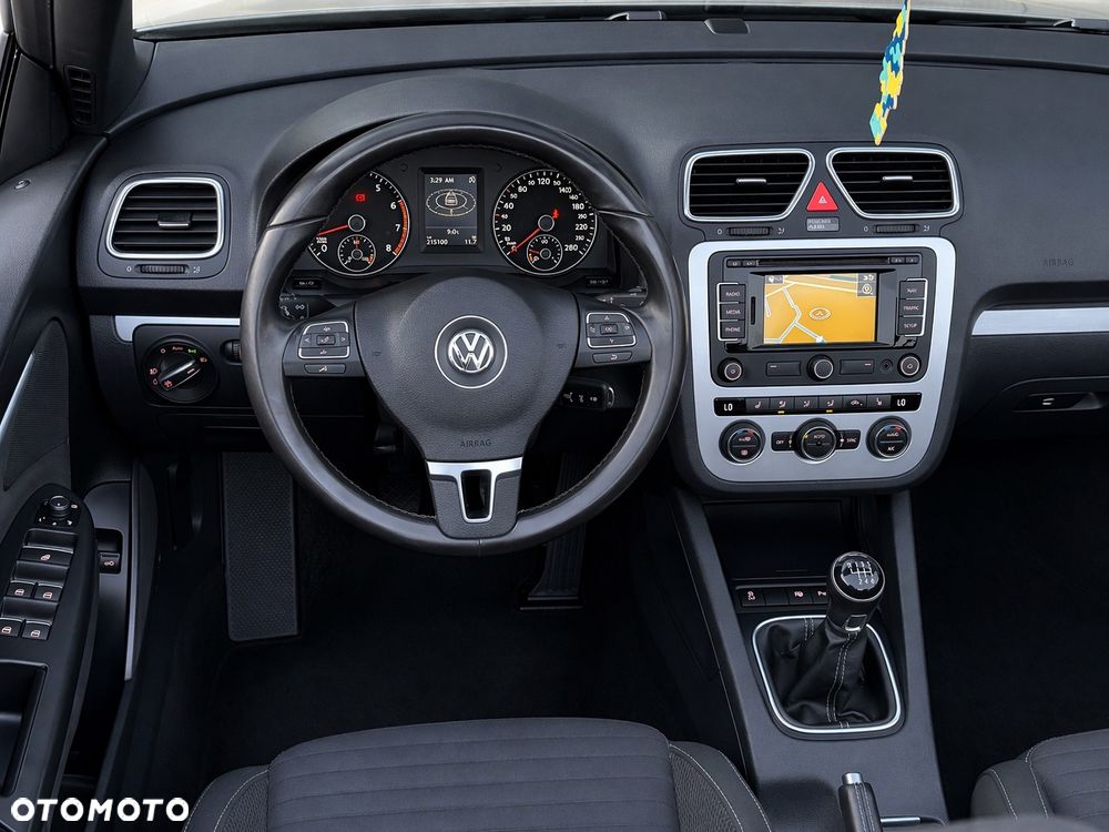 Volkswagen Eos 1.4 TSI BlueMotion Technology Cup - 14