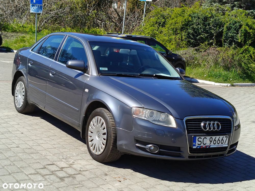 Audi A4 Limousine 2.0 TDI DPF - 11