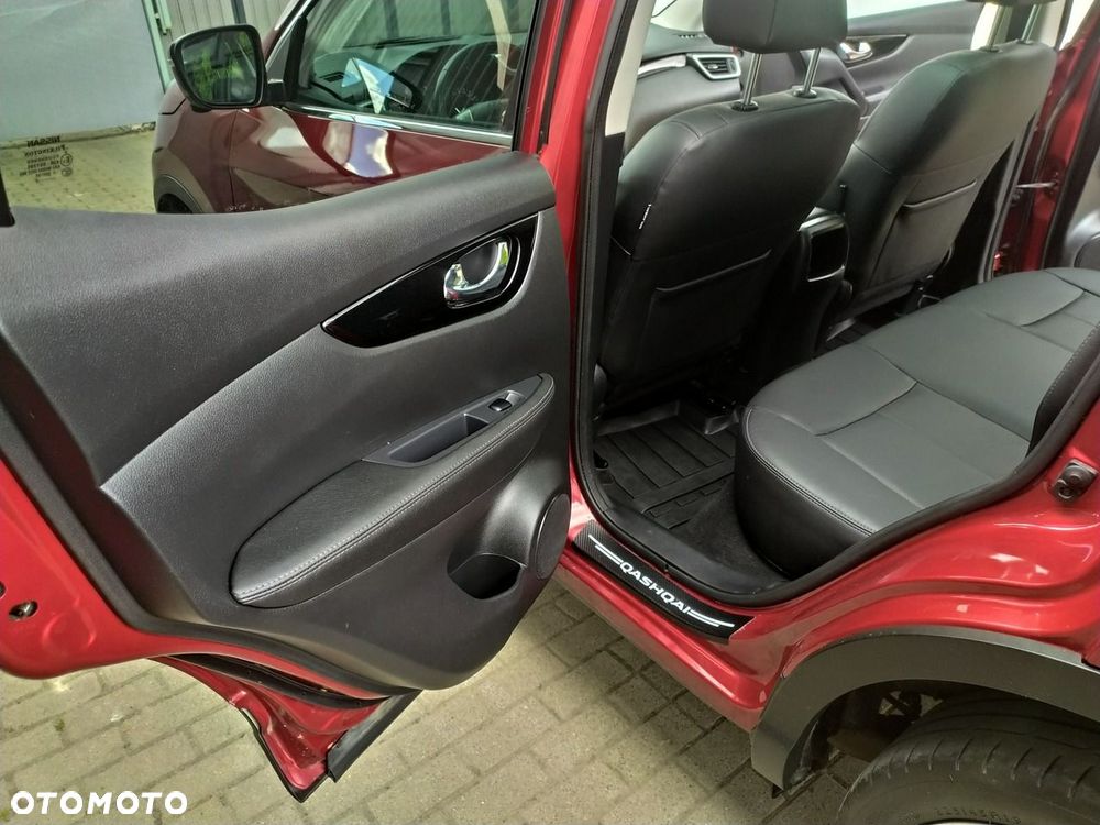Nissan Qashqai 1.6 DIG-T Tekna+ - 26