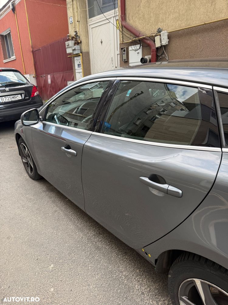 Volvo V40 D2 RDesign - 24
