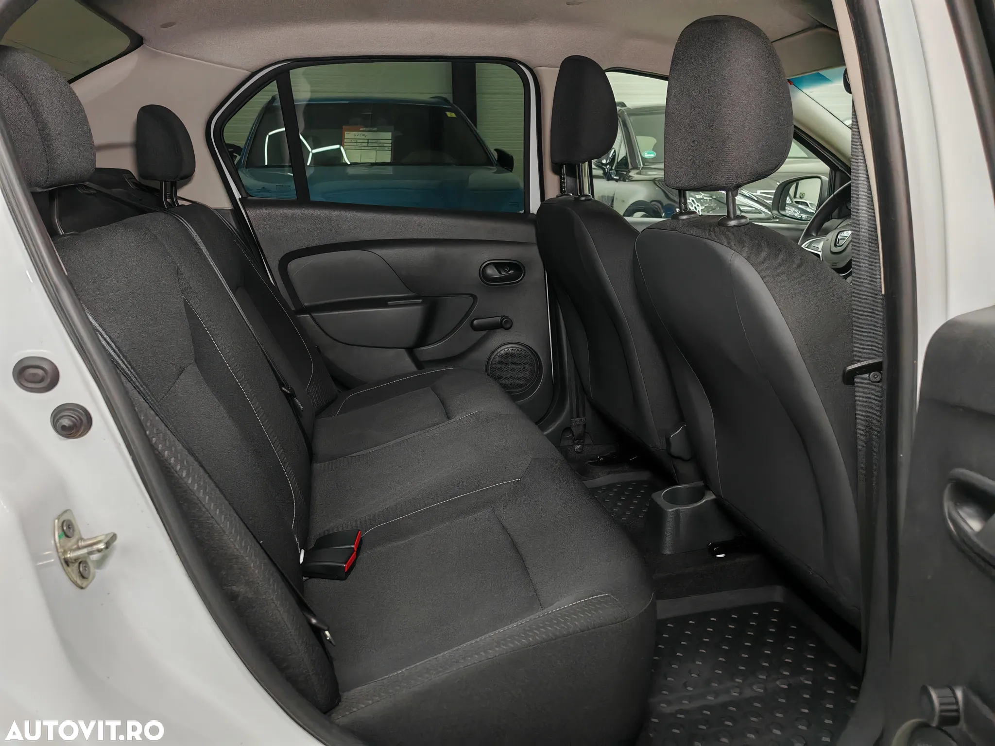 Dacia Logan 1.0 SCe Laureate - 10