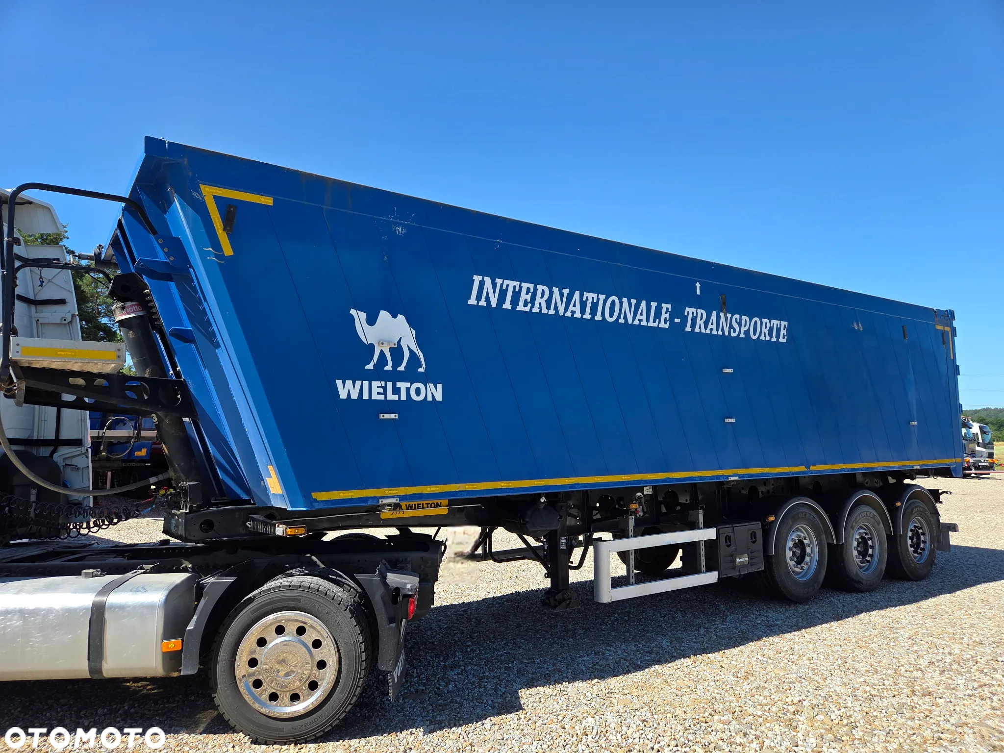 Wielton NW-3 / 50m3 / PODNOSZONA OŚ / 2X SZYBER / 6220kg - 6