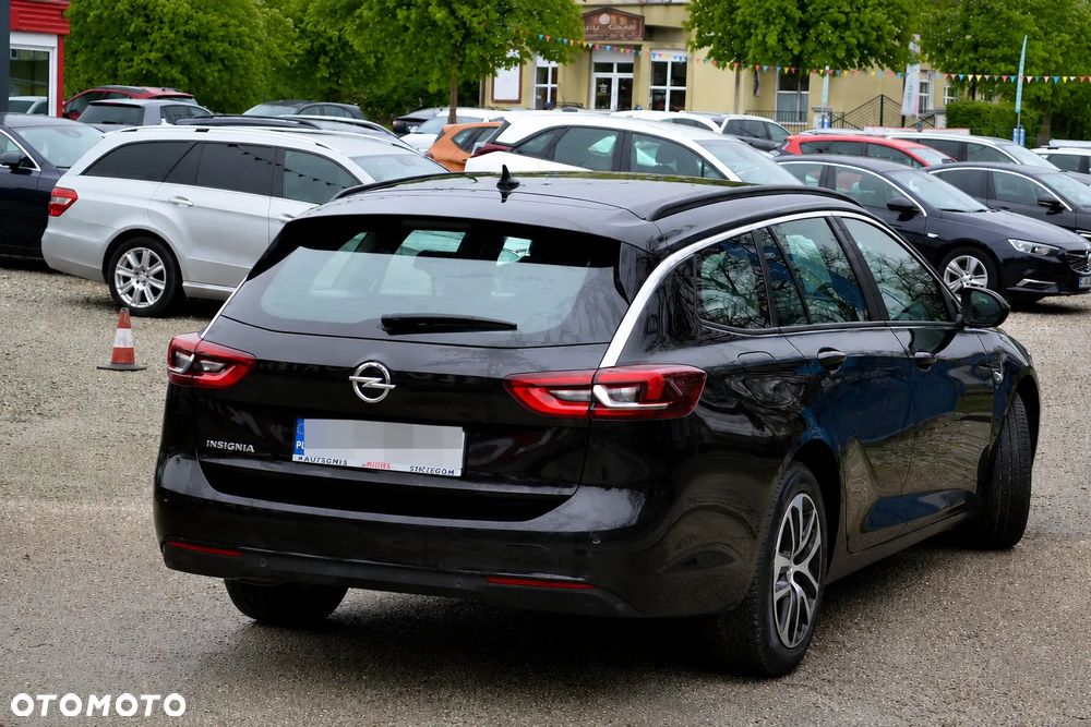 Opel Insignia - 11