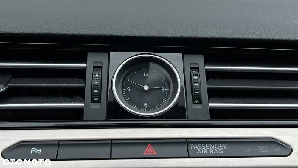 Volkswagen Passat - 24