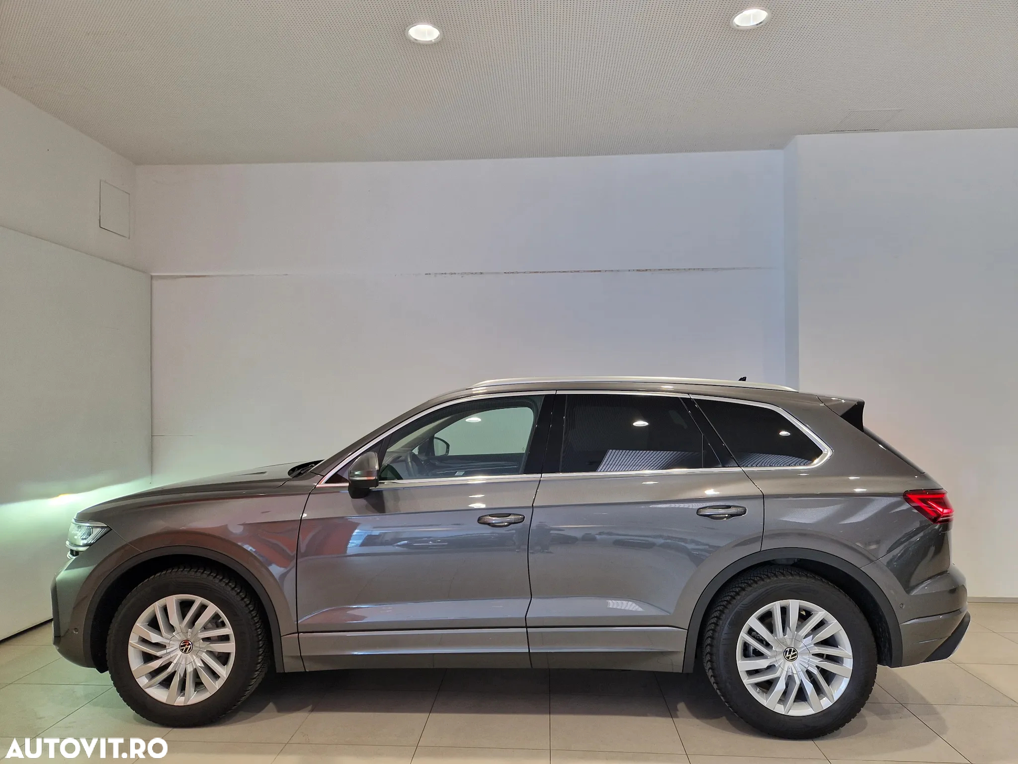 Volkswagen Touareg V6 TDI Elegance - 2